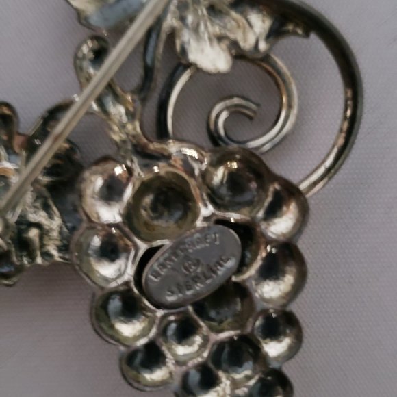 Vintage Danecraft Sterling Silver Grape Brooch - Picture 10 of 10